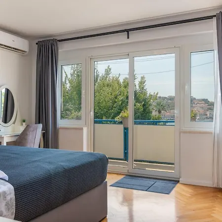 Luxury View Διαμέρισμα *