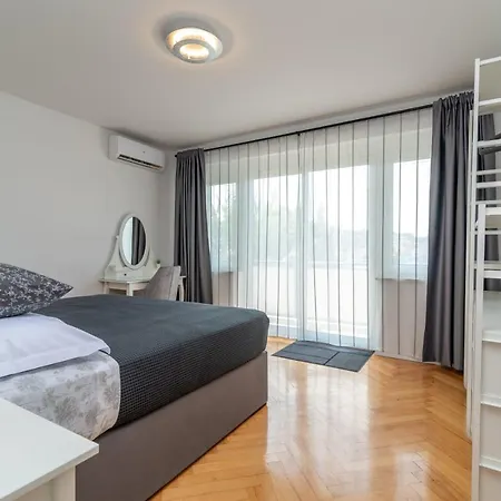 Luxury View Διαμέρισμα