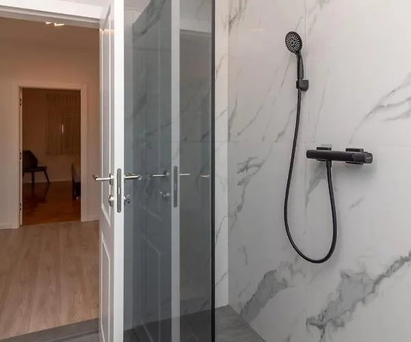 Luxury View Апартаменты *